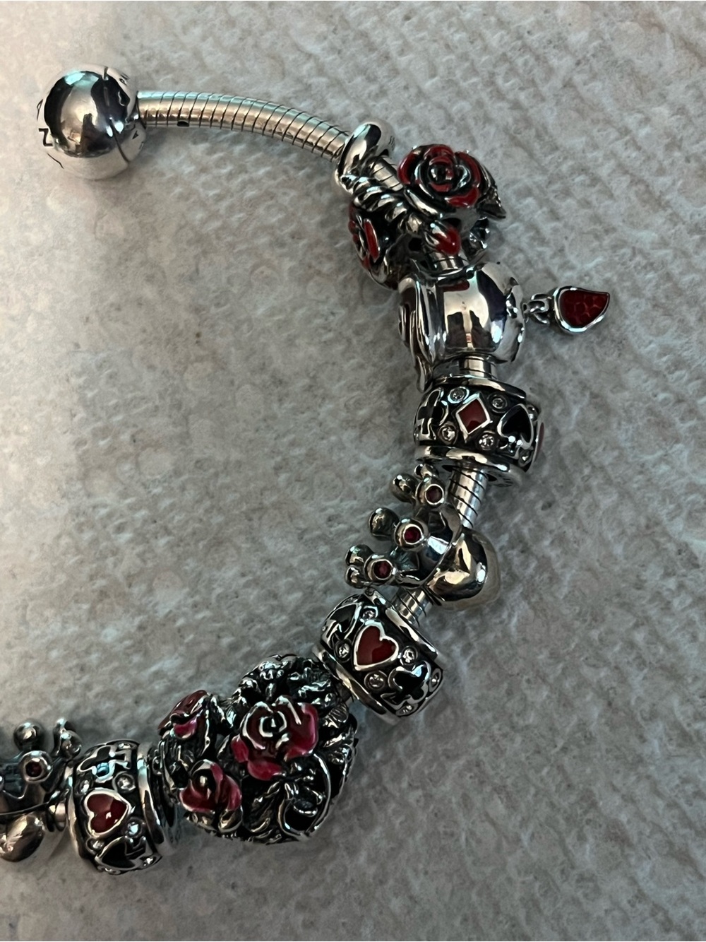 Pandora Alice in Wonder Charm Bracelet With Chamilia Ohmbeads and Moress Charms